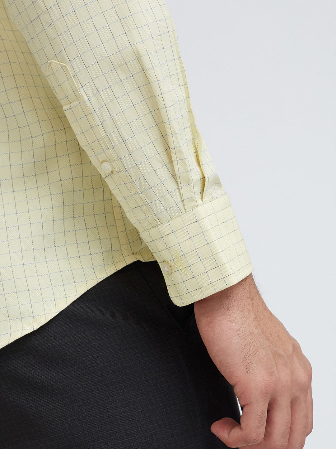 Park Avenue Slim Fit Grid Tattersall Checks Opaque Formal Shirt