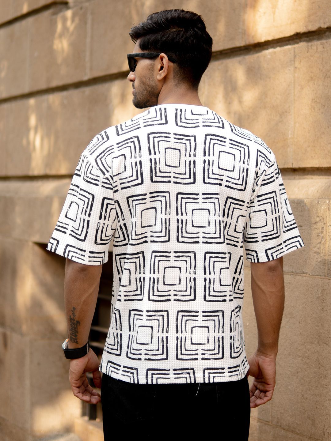 Powerlook Men Typography Printed Drop-Shoulder Sleeves T-shirt