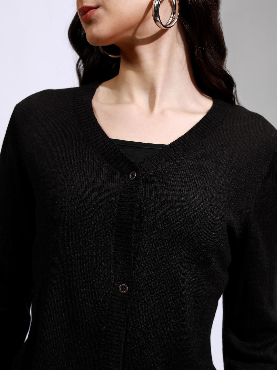 Tokyo Talkies Women Ribbed V-Neck Cardigan Sweaters
