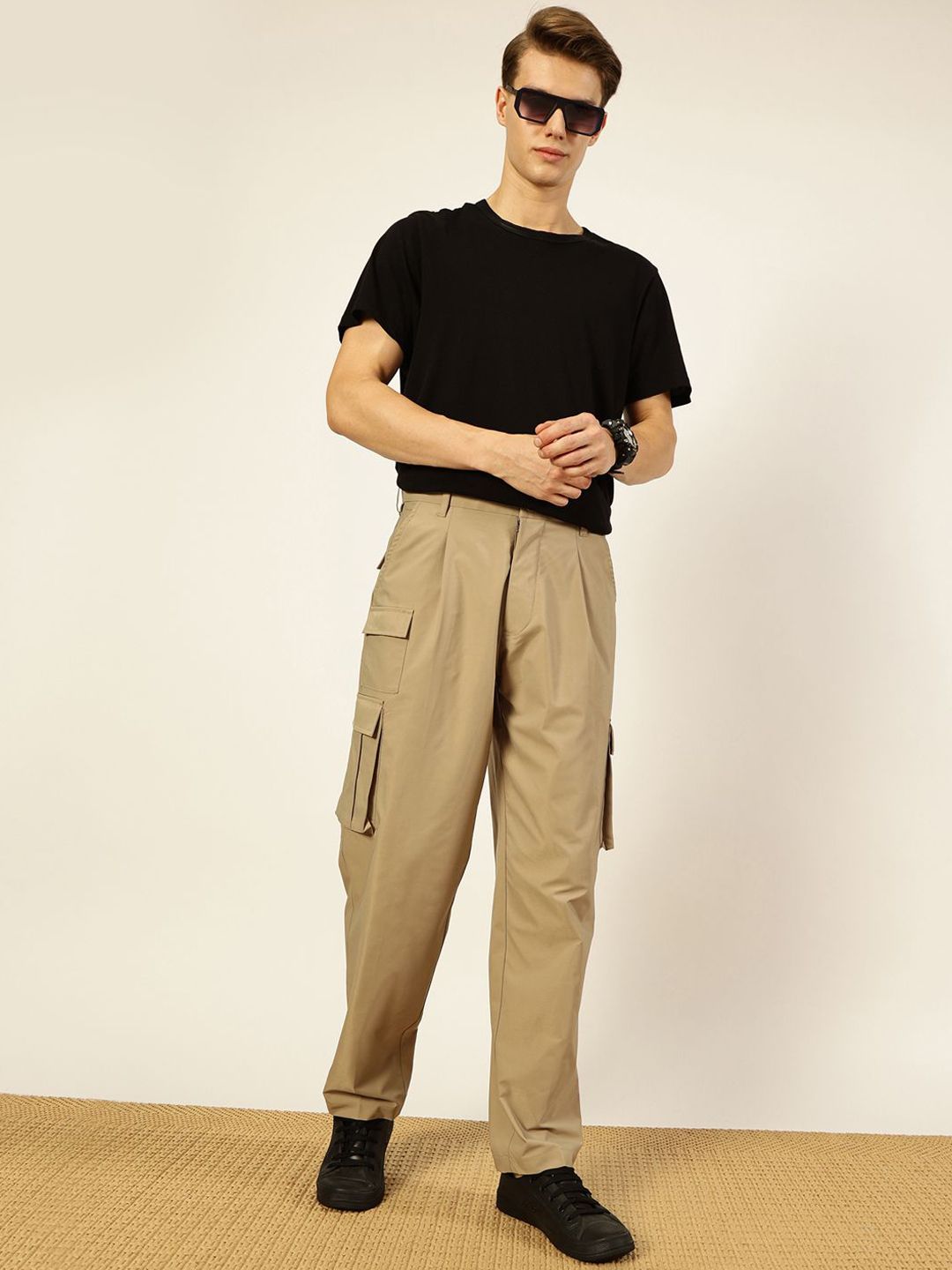 Thomas Scott Men Smart Loose Fit Mid-Rise Easy Wash Pleated Cargos Trousers