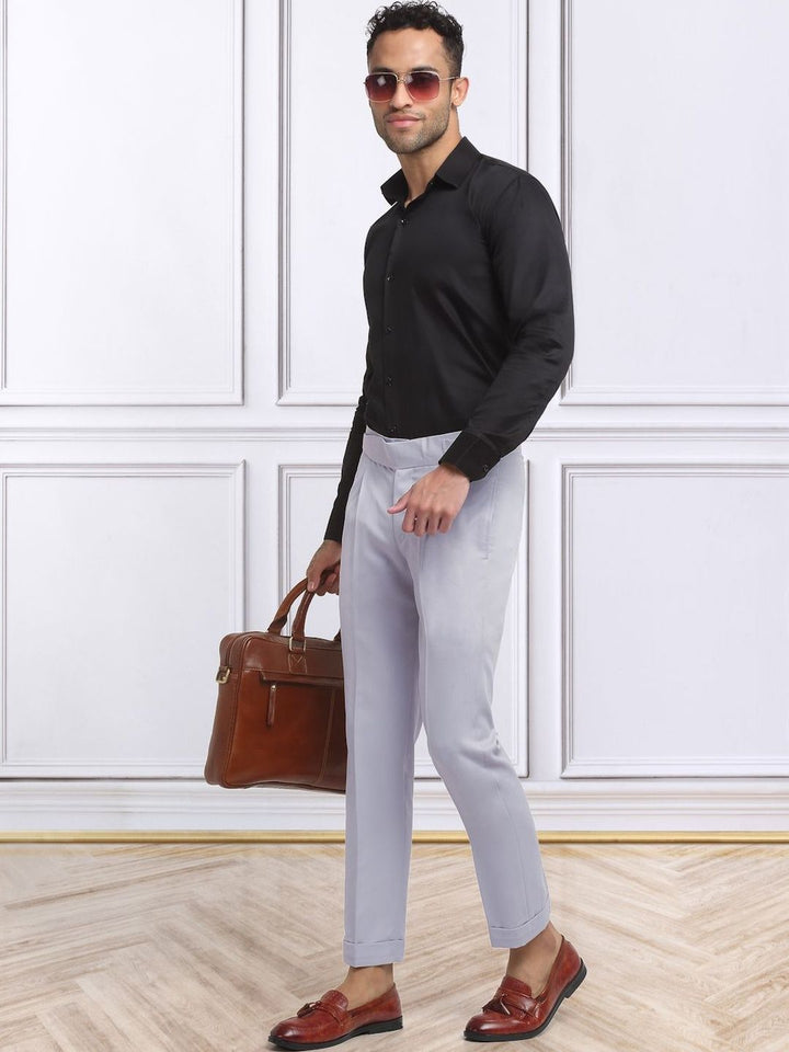 KLOTTHE Men Slim Fit Easy Wash Pleated Trousers