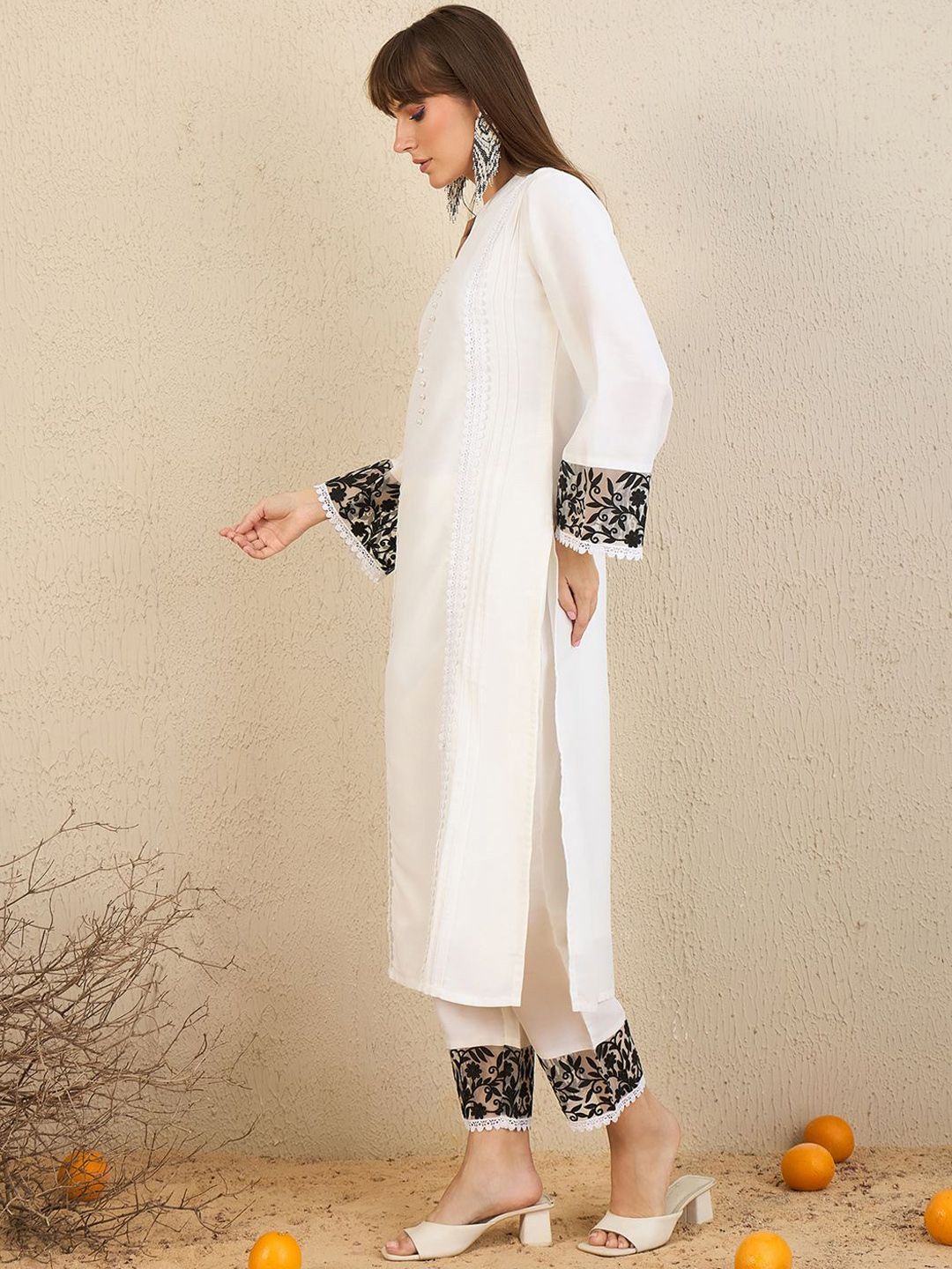 Indo Era Floral Embroidered Panelled Beads and Stones Straight Kurta with Trousers