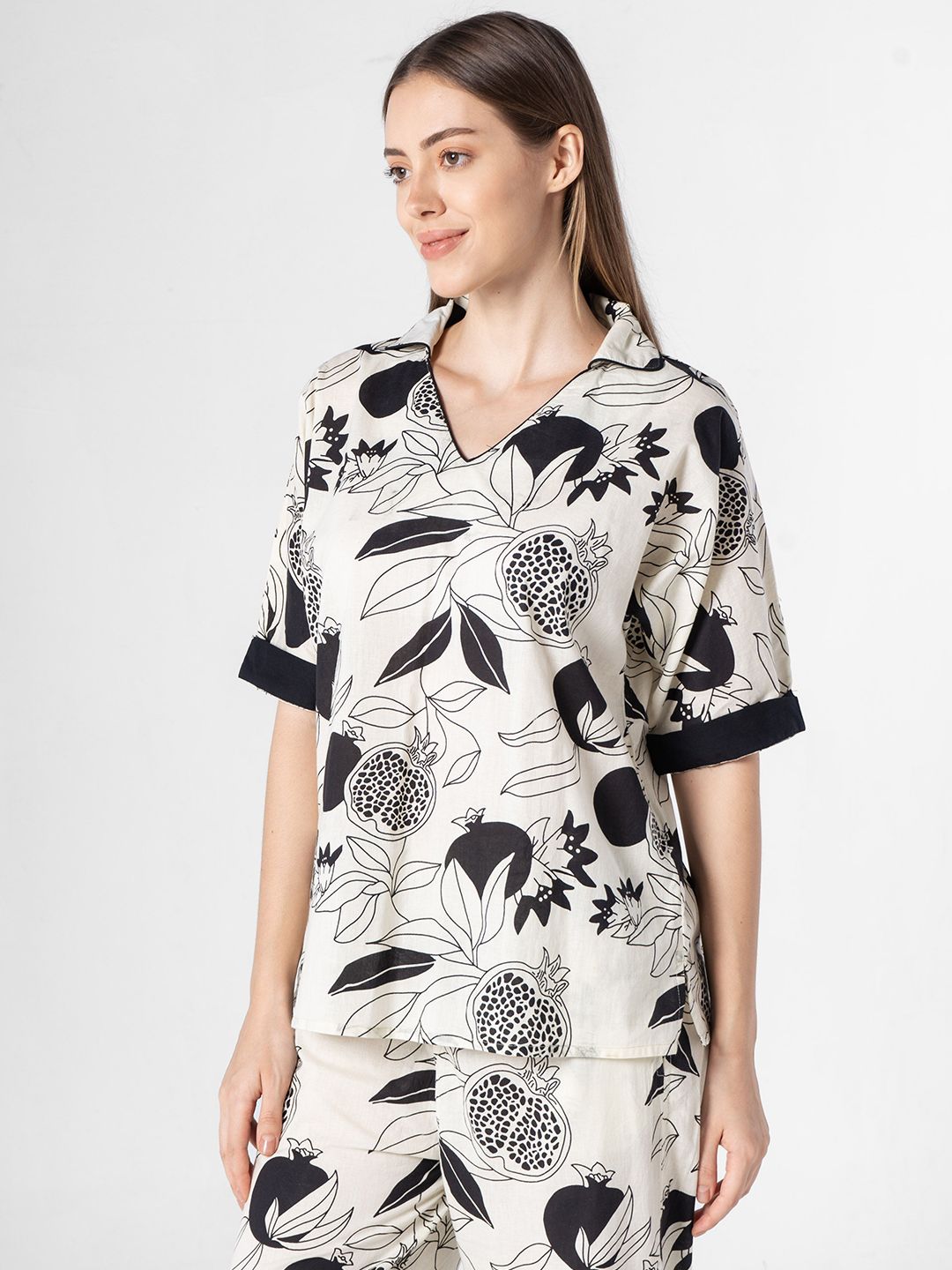 SANSKRUTIHOMES Women Tropical Printed Pure Cotton Night suit