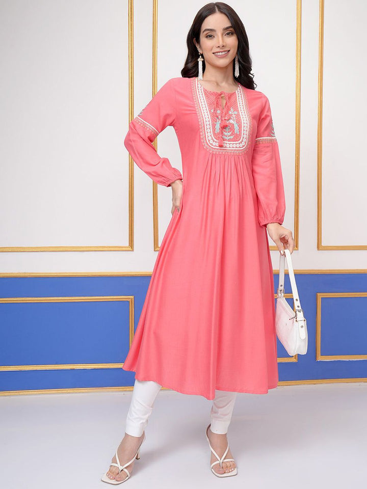 Vishudh Coral Floral Embroidered Tie-Up Neck Thread Work A-Line Kurta