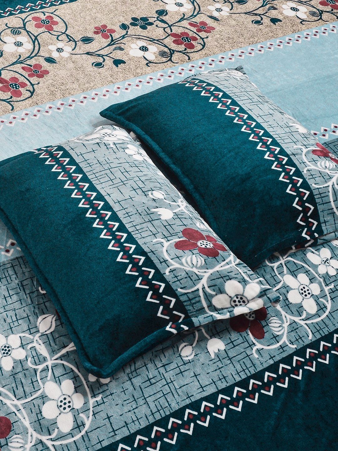 KLOTTHE Beige & Grey Floral Printed Flat 300 TC King Double Bedsheet With 2 Pillow Cover