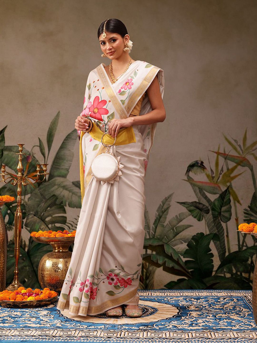 Silk Land Onam Special Floral Printed Kasavu Silk Saree