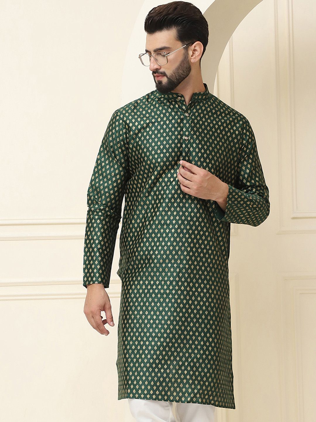 SOJANYA Ethnic Motifs Printed Band Collar Regular Silk Straight Kurta