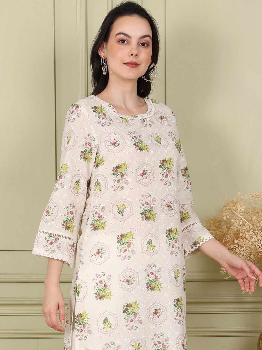 W Women Floral Embroidered Cold-Shoulder Sleeves Mirror Work Kurta