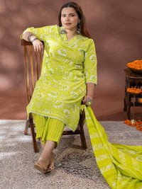 Mamicha  Printed Straight Kurta With Trousers & Dupatta