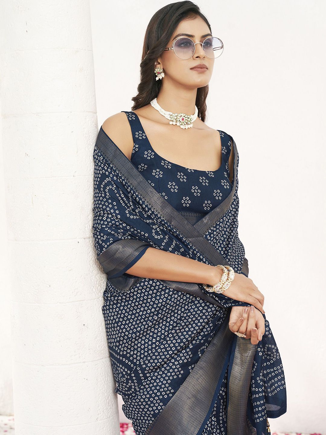 Tikhi Imli Bandhani Printed Zari Polycotton Saree
