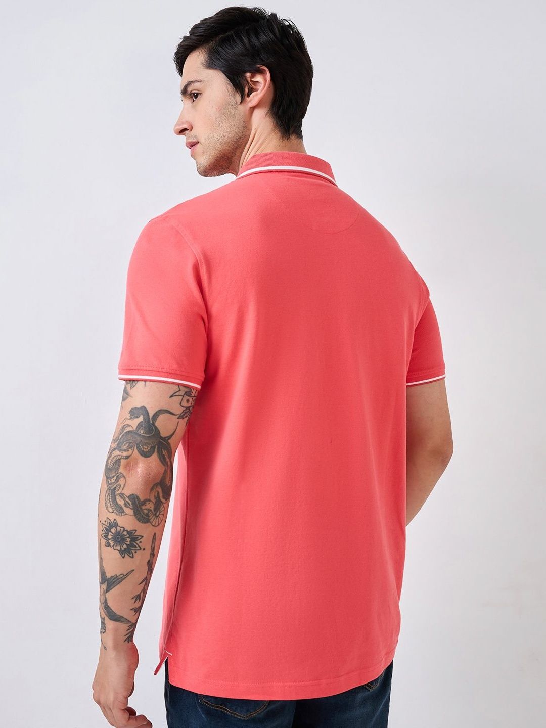 SPYKAR Men Graphic Printed Slim Fit Cotton T-shirt