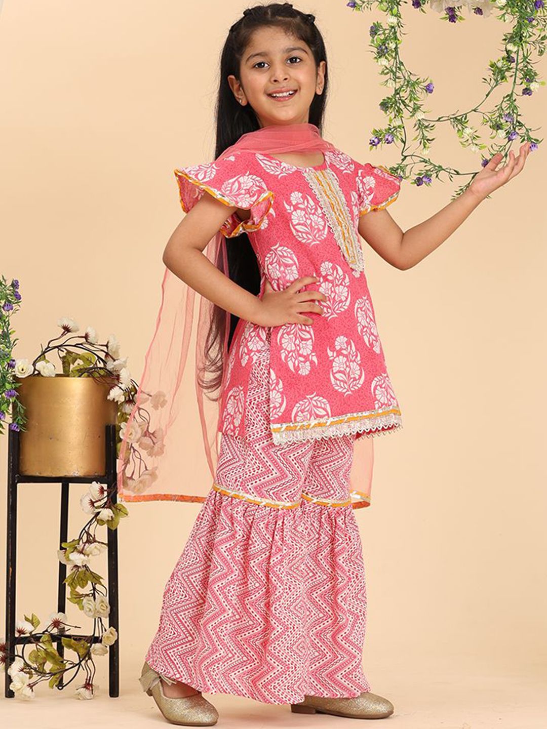 Cutiekins Girls Floral Printed Regular Gotta Patti Kurta with Sharara & With Dupatta