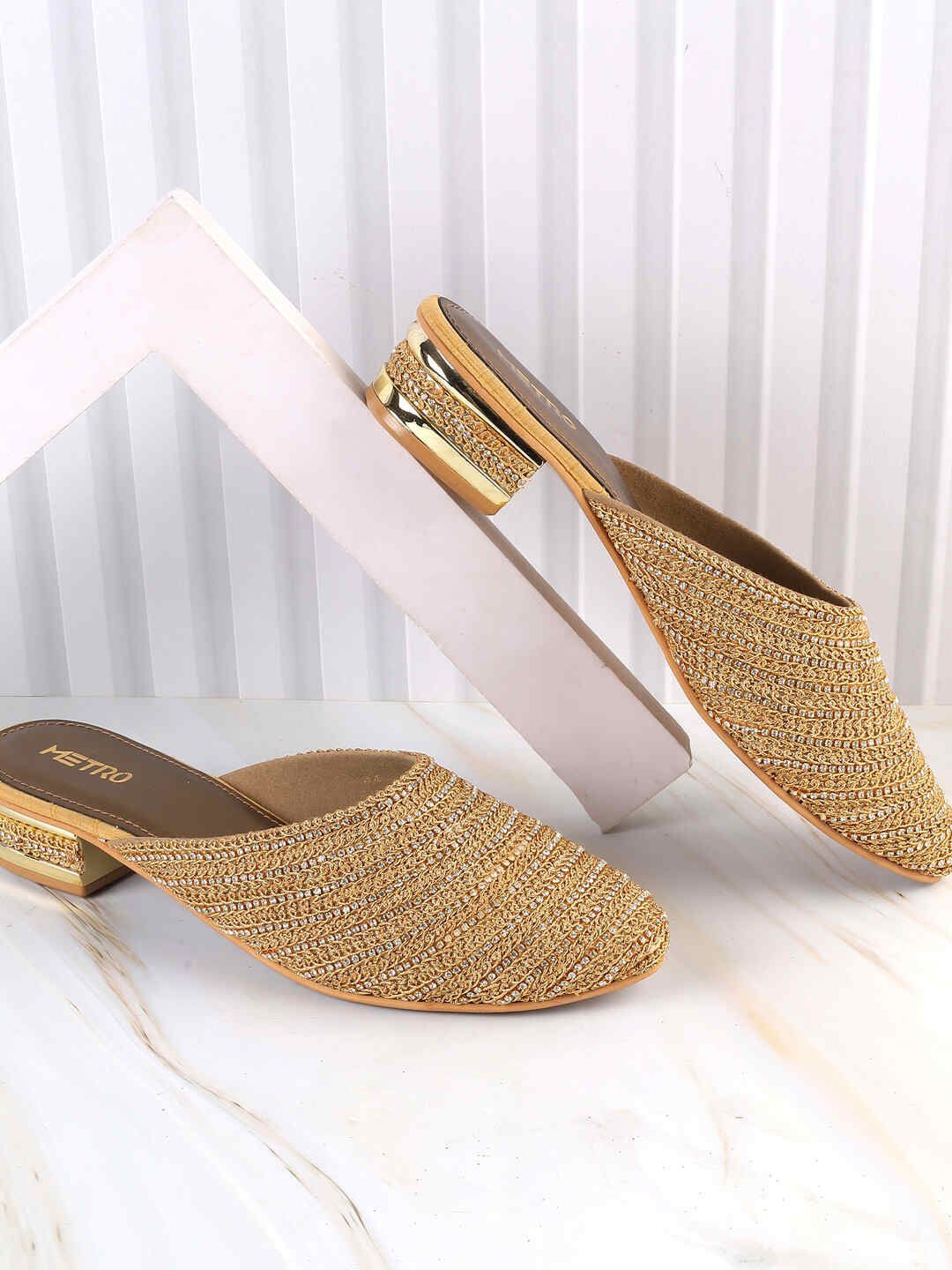Metro Women Kitten Mules