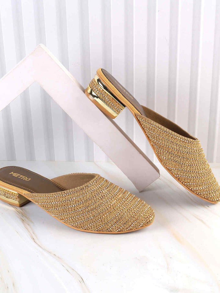 Metro Women Kitten Mules