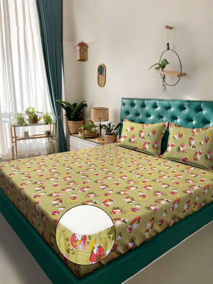 Myntra Elegant Homes Green & Red Printed Cotton 400TC Set Cadar King-2.50mX2.25m