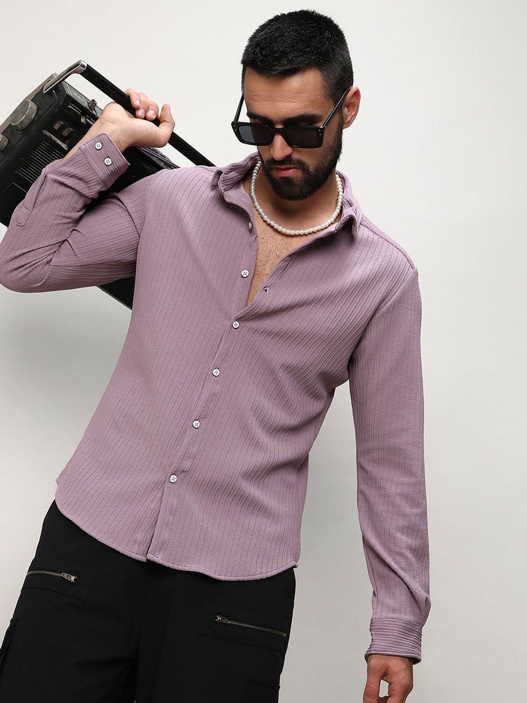 Campus Sutra Men Comfort Fit Textured Spread Collar Casual Shirt