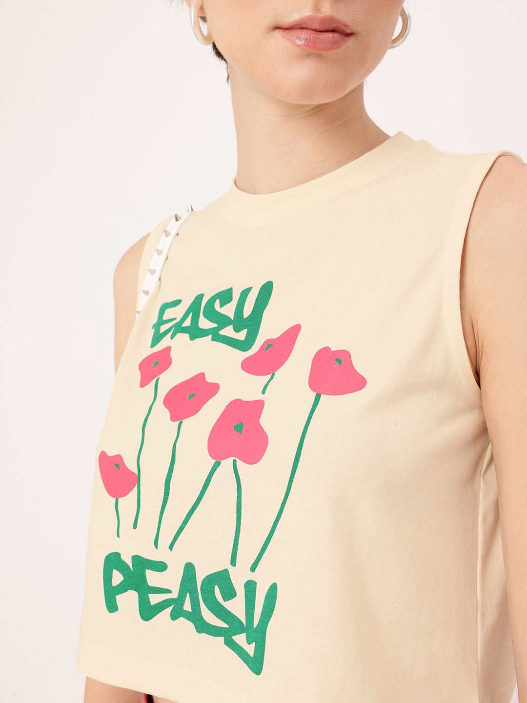 DressBerry Carefree Glam Printed Boxy Crop T-shirt