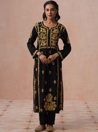 Rumah Wanita Chikankari Sulam Kurta Chikankari