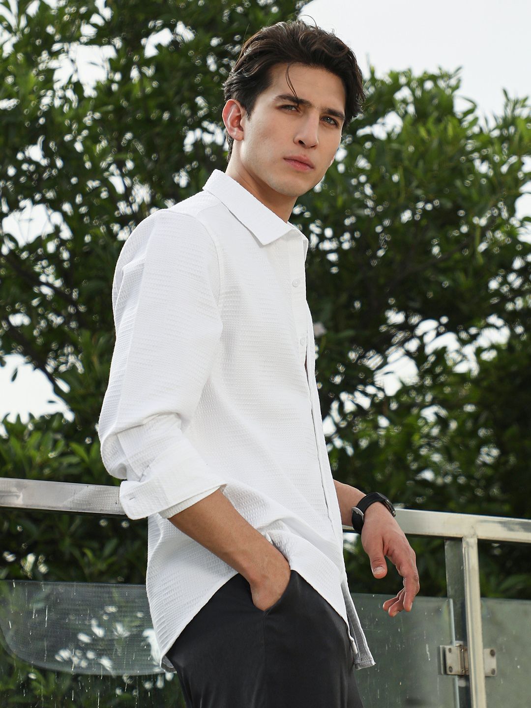 Campus Sutra Comfort Textured Spread Collar Casual Shirt