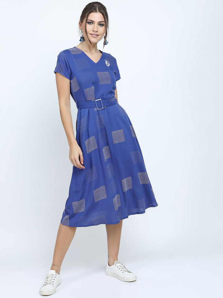 Vishudh Women Abstract Print A-Line Midi Dress Comes with a belt