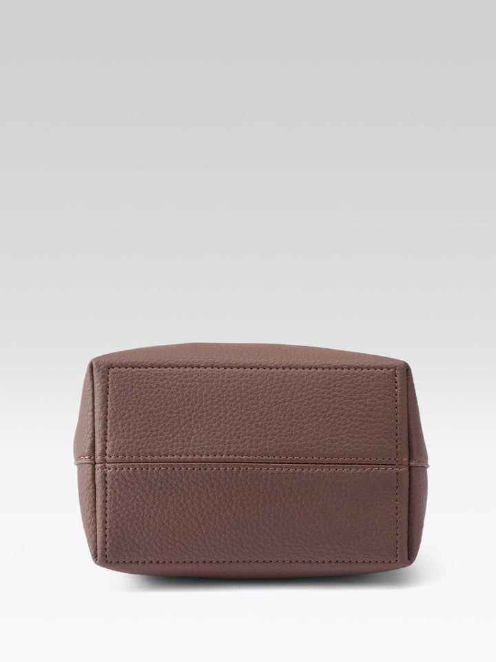 DressBerry Textured Bucket Handheld Bag with Pouch