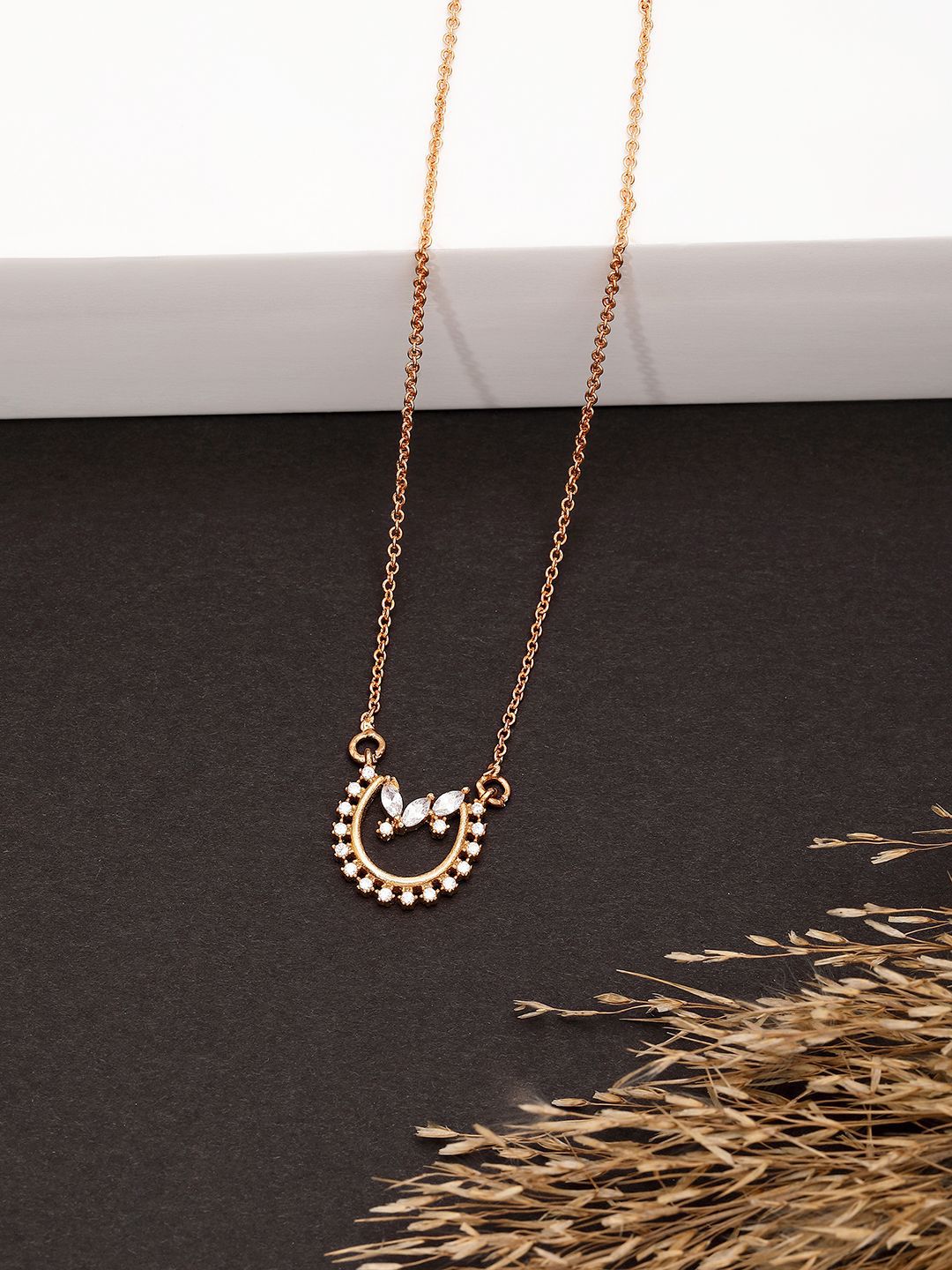 Kalung Minima DressBerry Bersalut Emas CZ Batu Dengan Rantai
