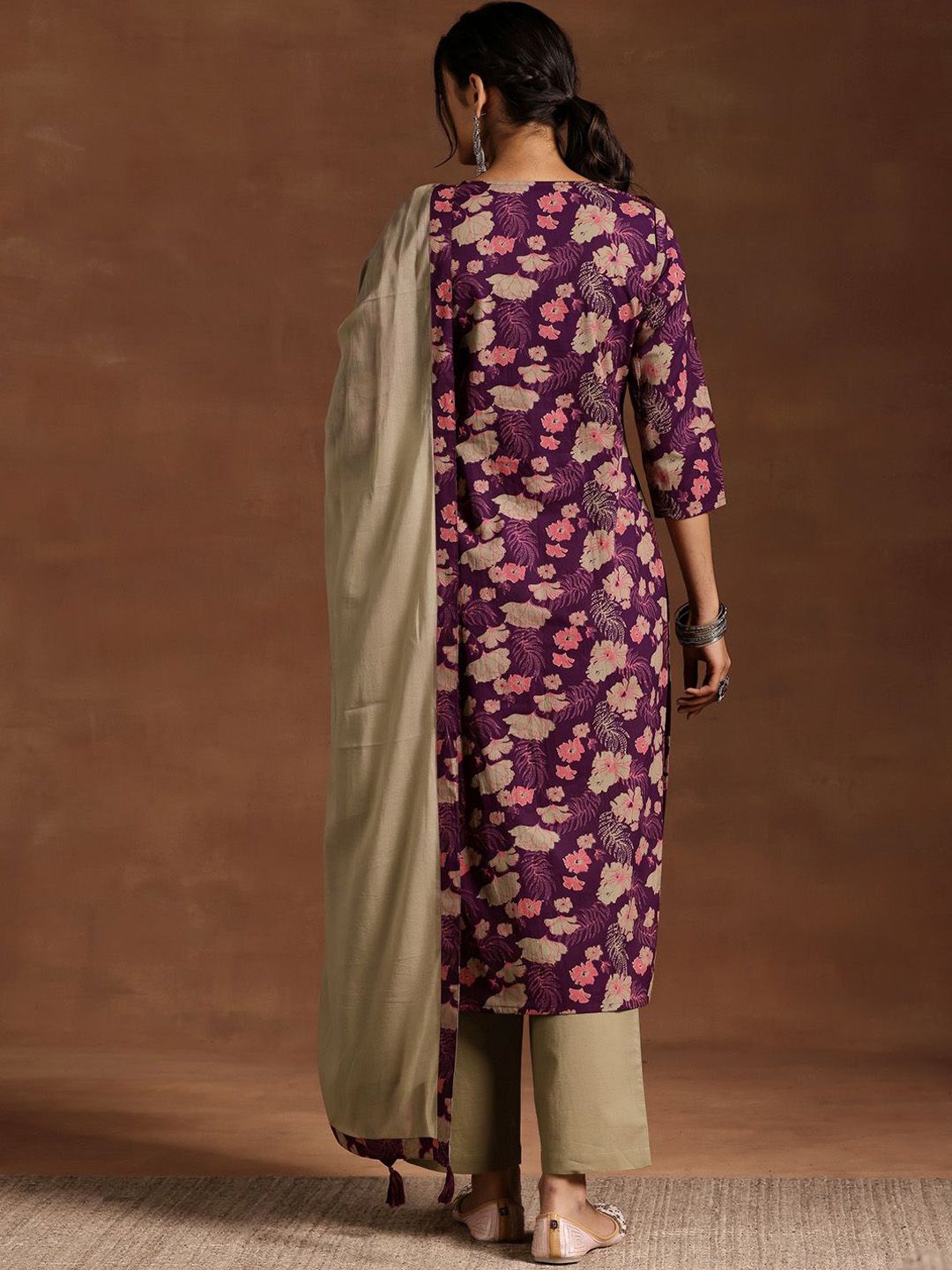 Libas Floral Printed V-Neck Sraight Kurta With Trousers And Dupatta