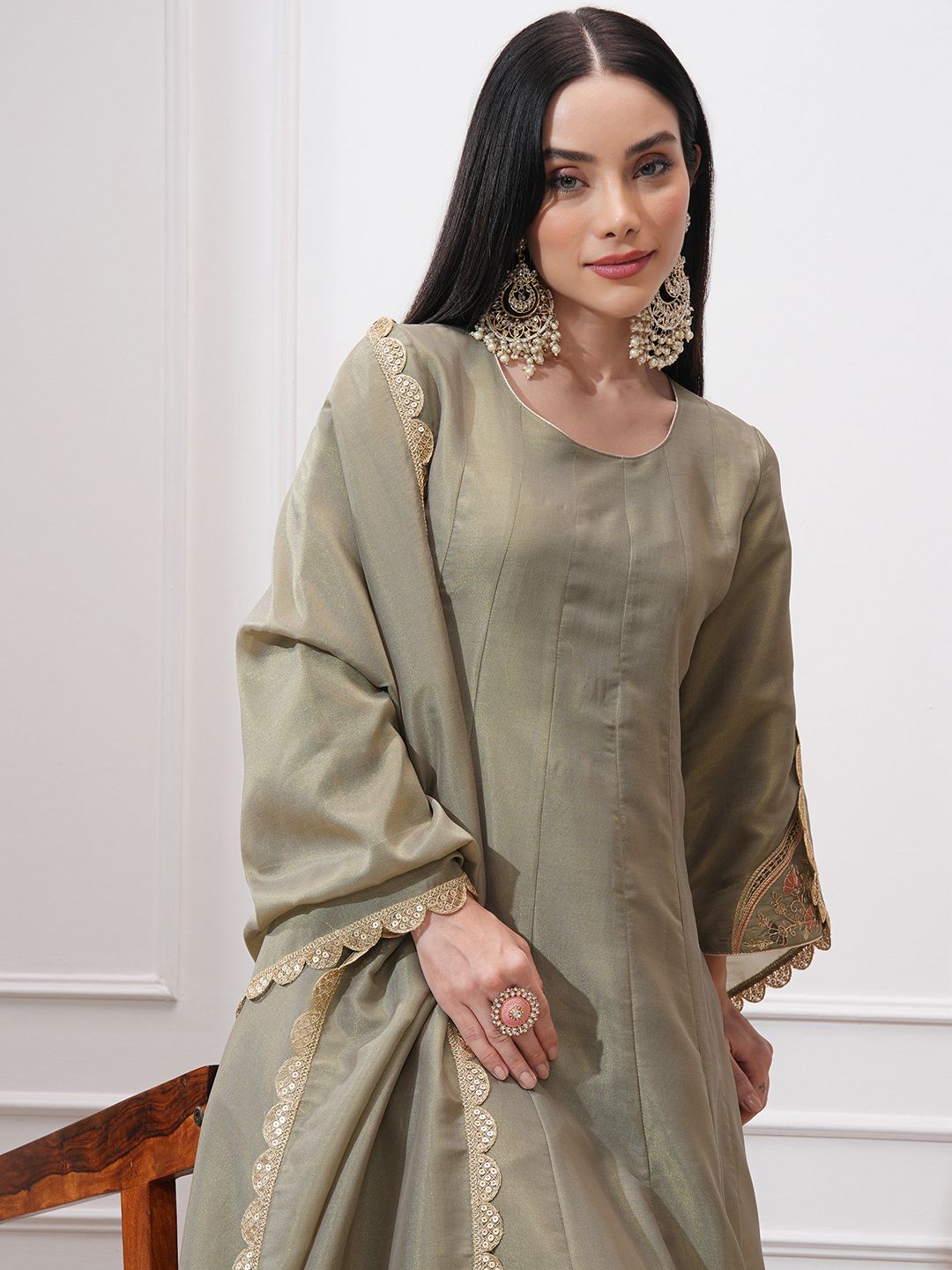 Vishudh Women Ethnic Motifs Embroidered Regular Kurta with Trousers & With Dupatta