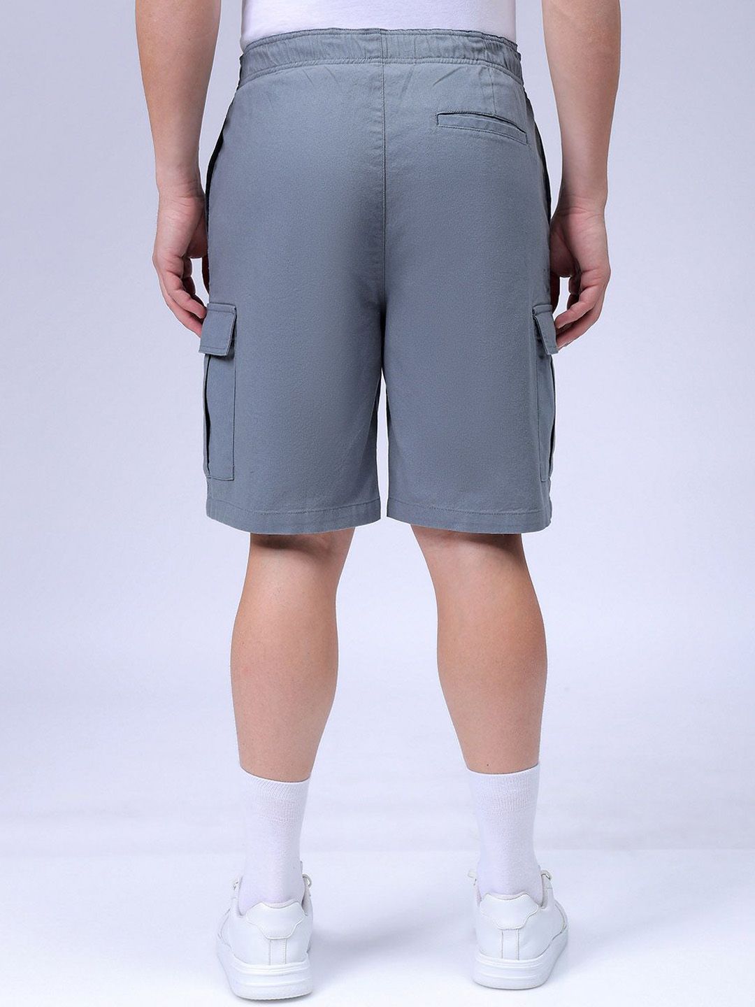 The Indian Garage Co Men Relaxed Fit Pure Cotton Mid-Rise Utility Cargo Shorts