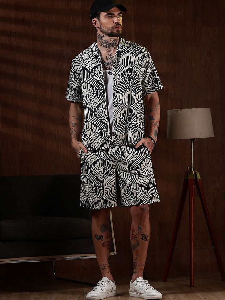 Eszett Ethnic Motifs Printed Spread Collar Pure Cotton Shirt With Shorts Co-Ord Set