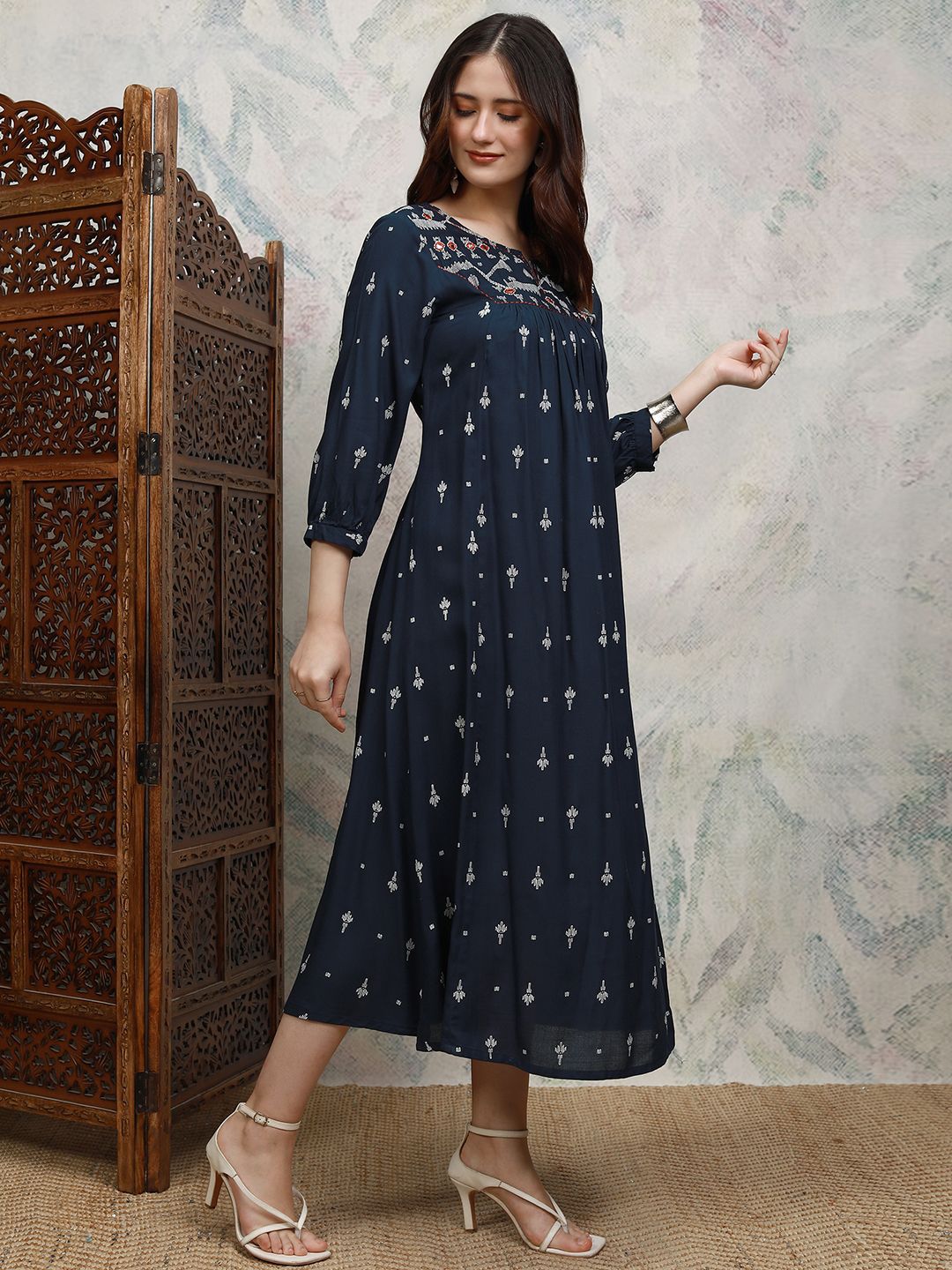Vishudh Women Ethnic Motifs Printed A-Line Maxi Dress