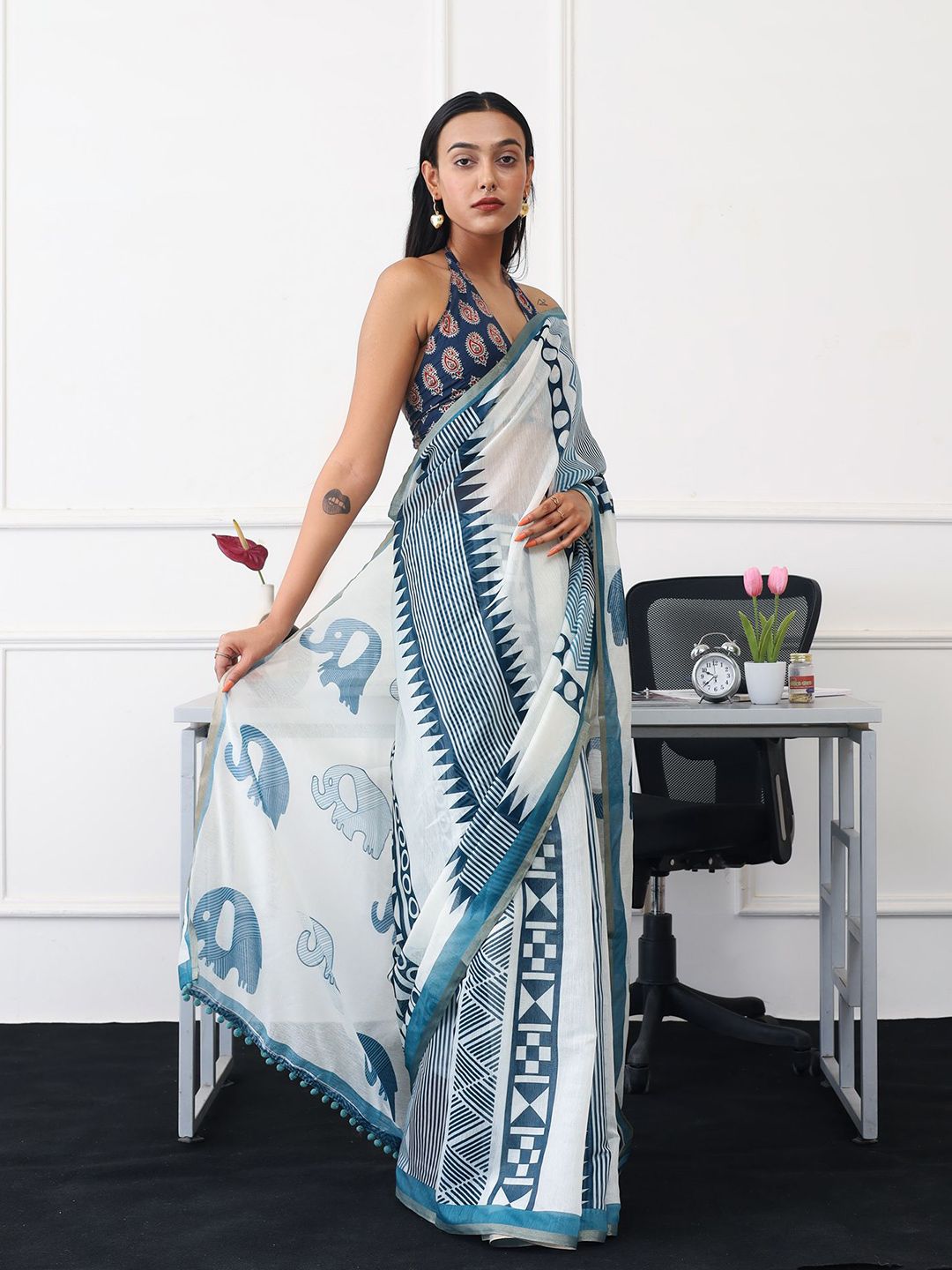 Tikhi Imli Abstract Printed Ready to Wear Saree