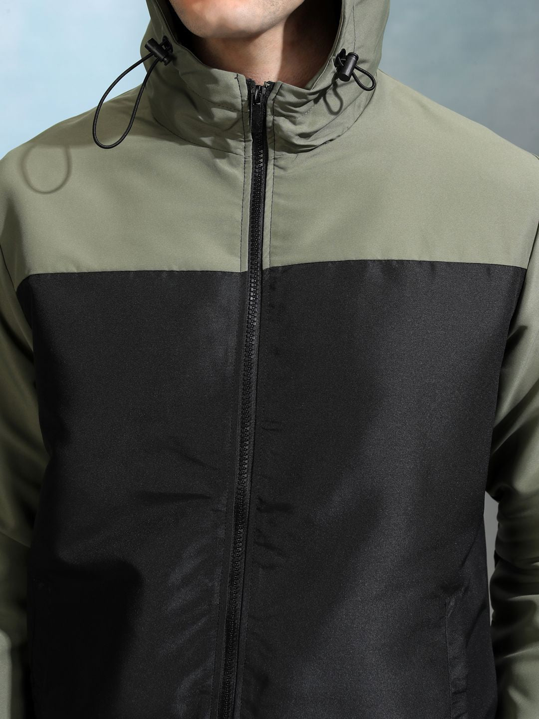 HIGHLANDER Men Colourblocked Outdoor Bomber Jacket