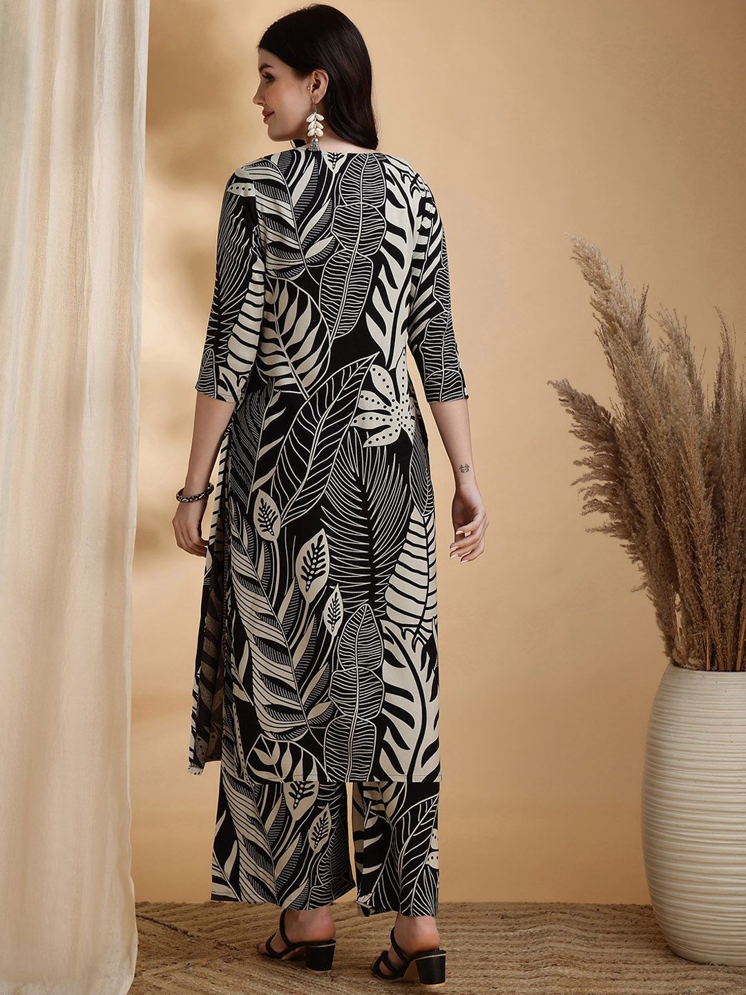 KALINI Floral Printed V-Neck Straight Kurta With Palazzos