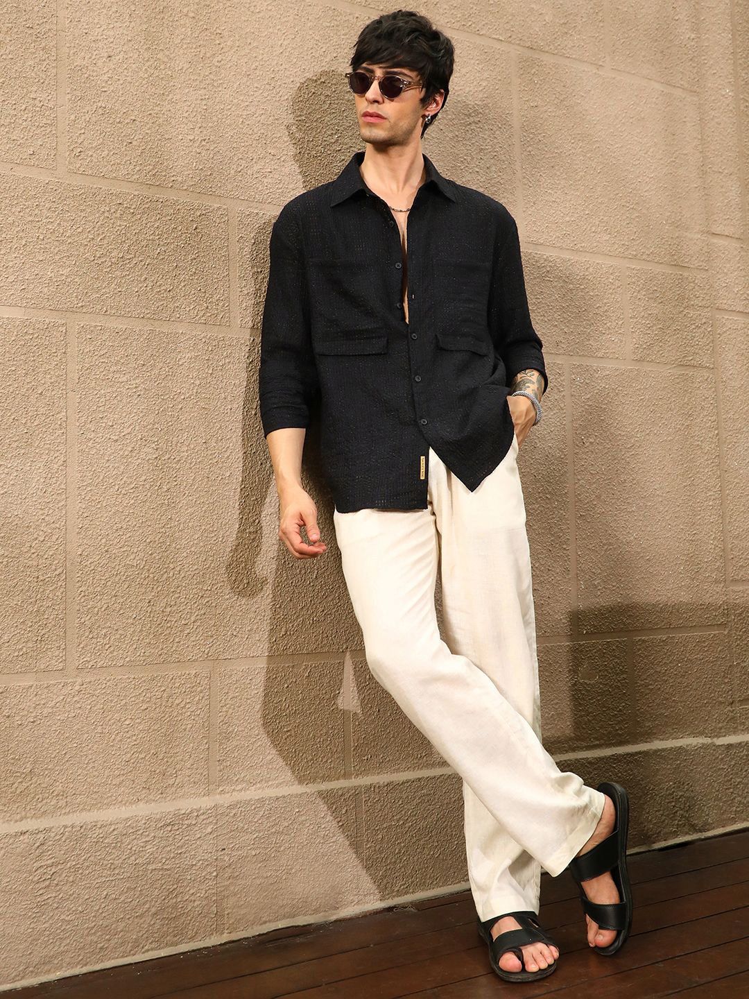 Campus Sutra Men Regular Fit Textured Casual Shirt