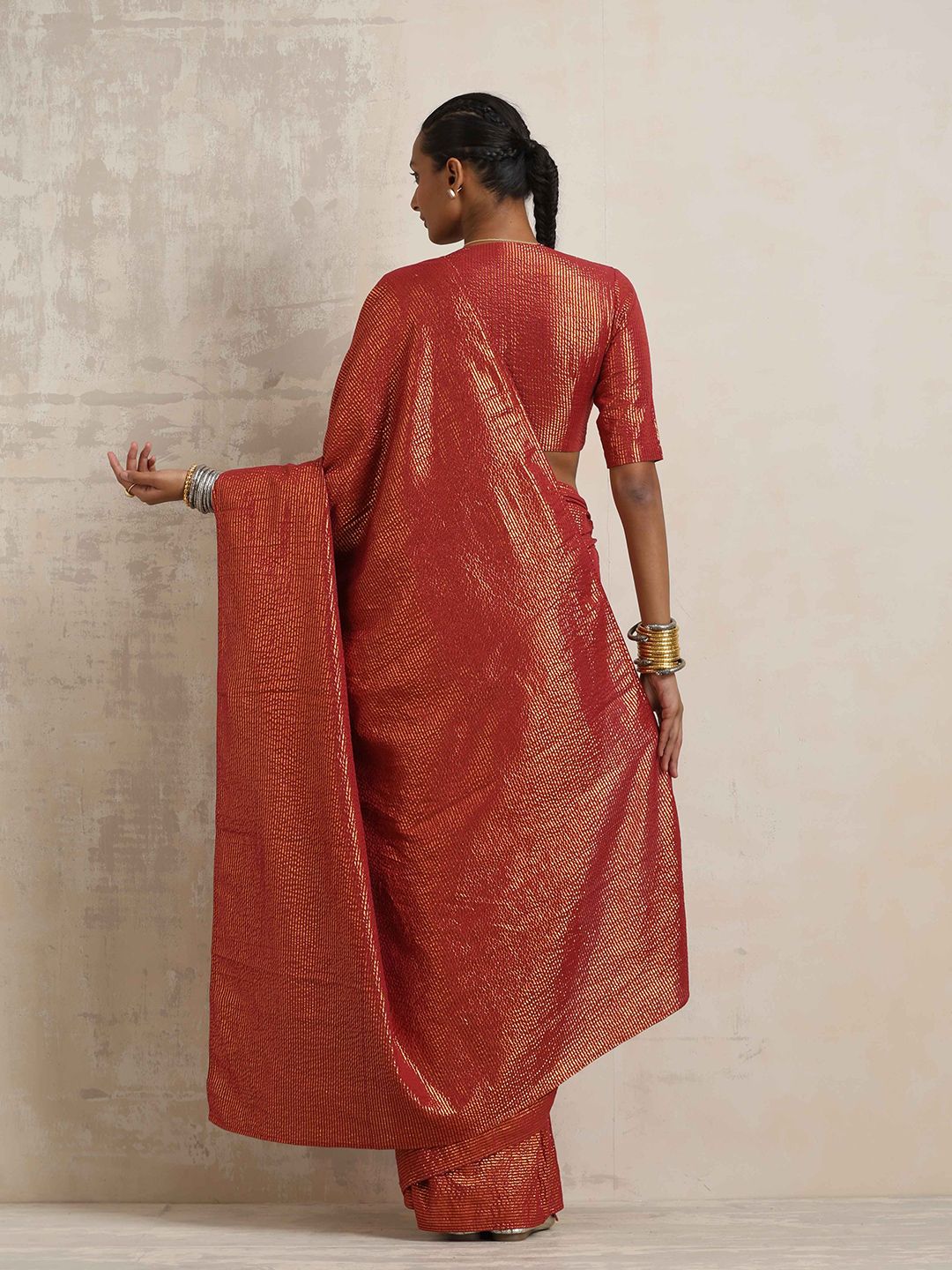 trueBrowns Maroon Gold Lurex Ready To Wear Saree