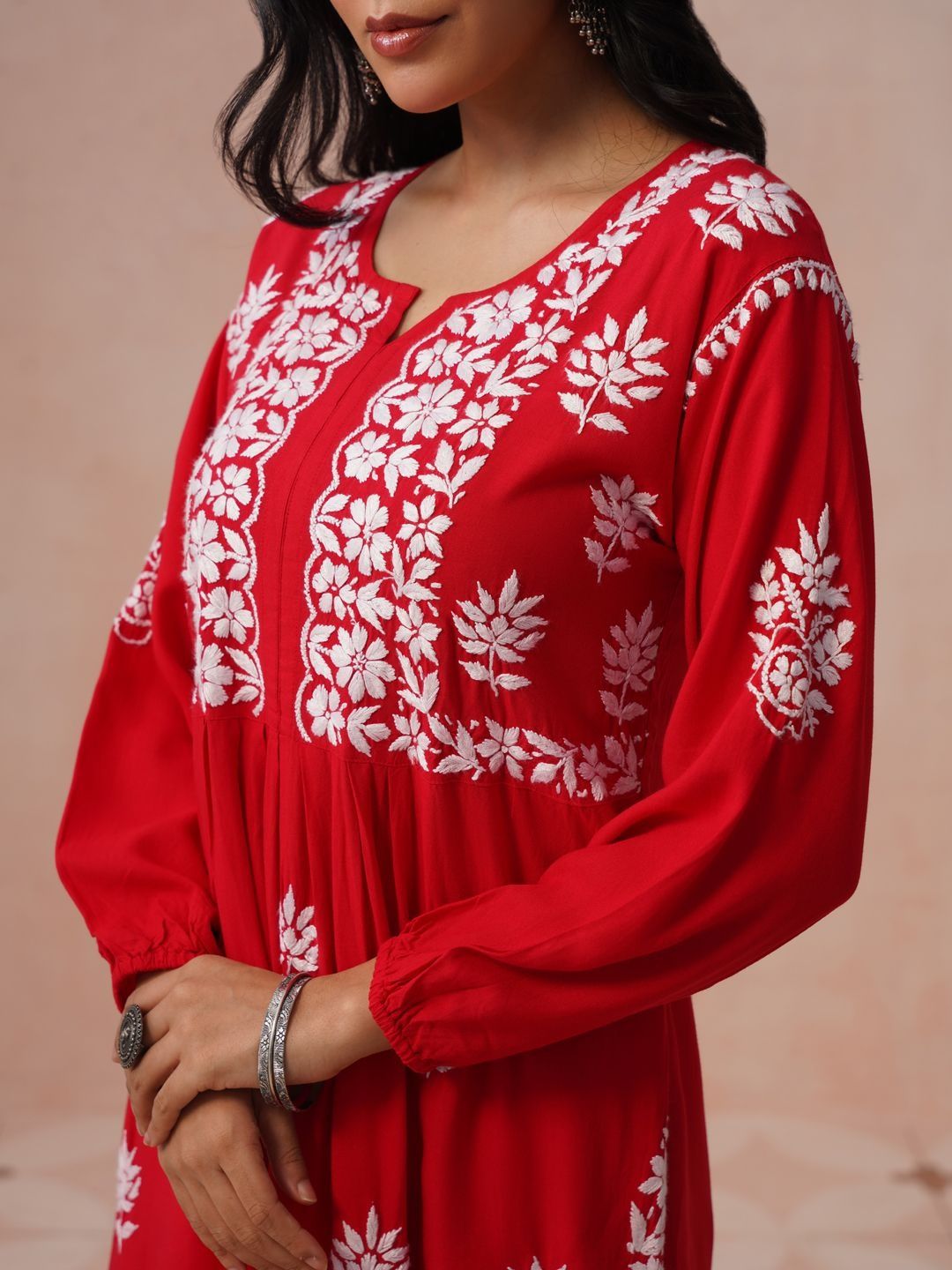 House of Chikankari Women Regular Chikankari Kurta with Trousers
