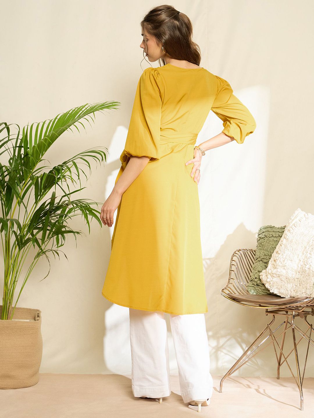 Berrylush Women Bishop Sleeves High-Low Top
