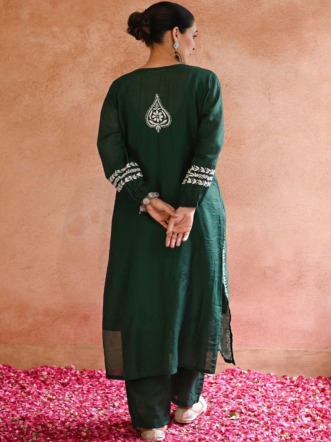 House of Chikankari Women Bottle Green Chanderi Chikankari Embroidered Kurta Set