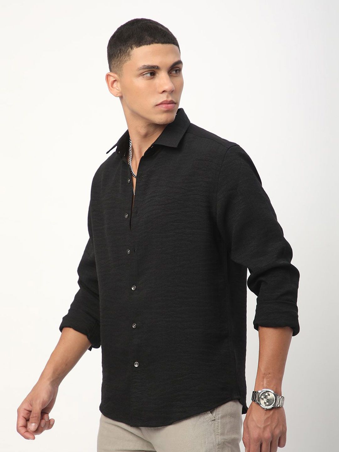 VASTRADO Men Classic Spread Collar Solid Cotton Slim Fit Casual Shirt