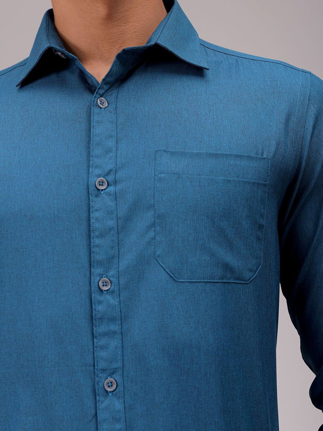 The Indian Garage Co. X Luxe Men Cutaway Collar Solid Slim Fit Formal Shirt