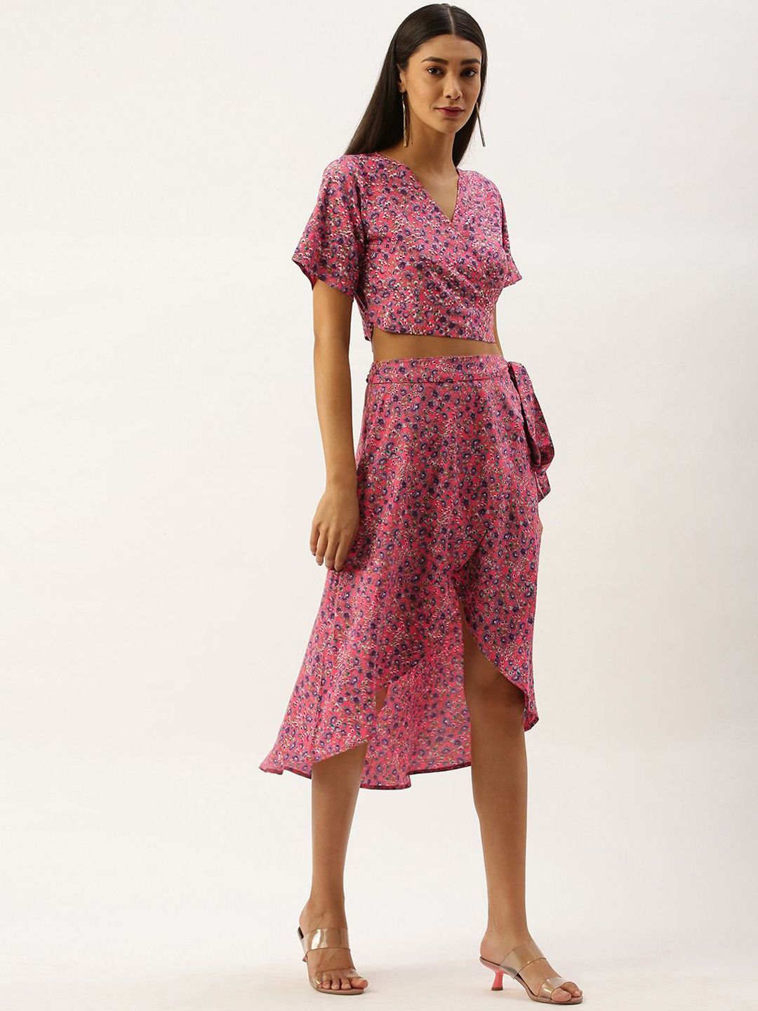 Berrylush Floral Printed V-Neck Crop Top With Skirt