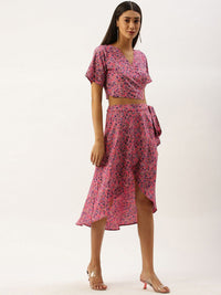Berrylush Floral Printed V-Neck Crop Top With Skirt