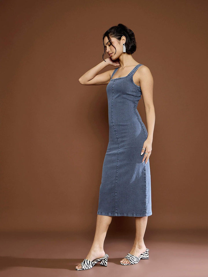 Sassafras Wanita Denim Bodycon Midi Dress