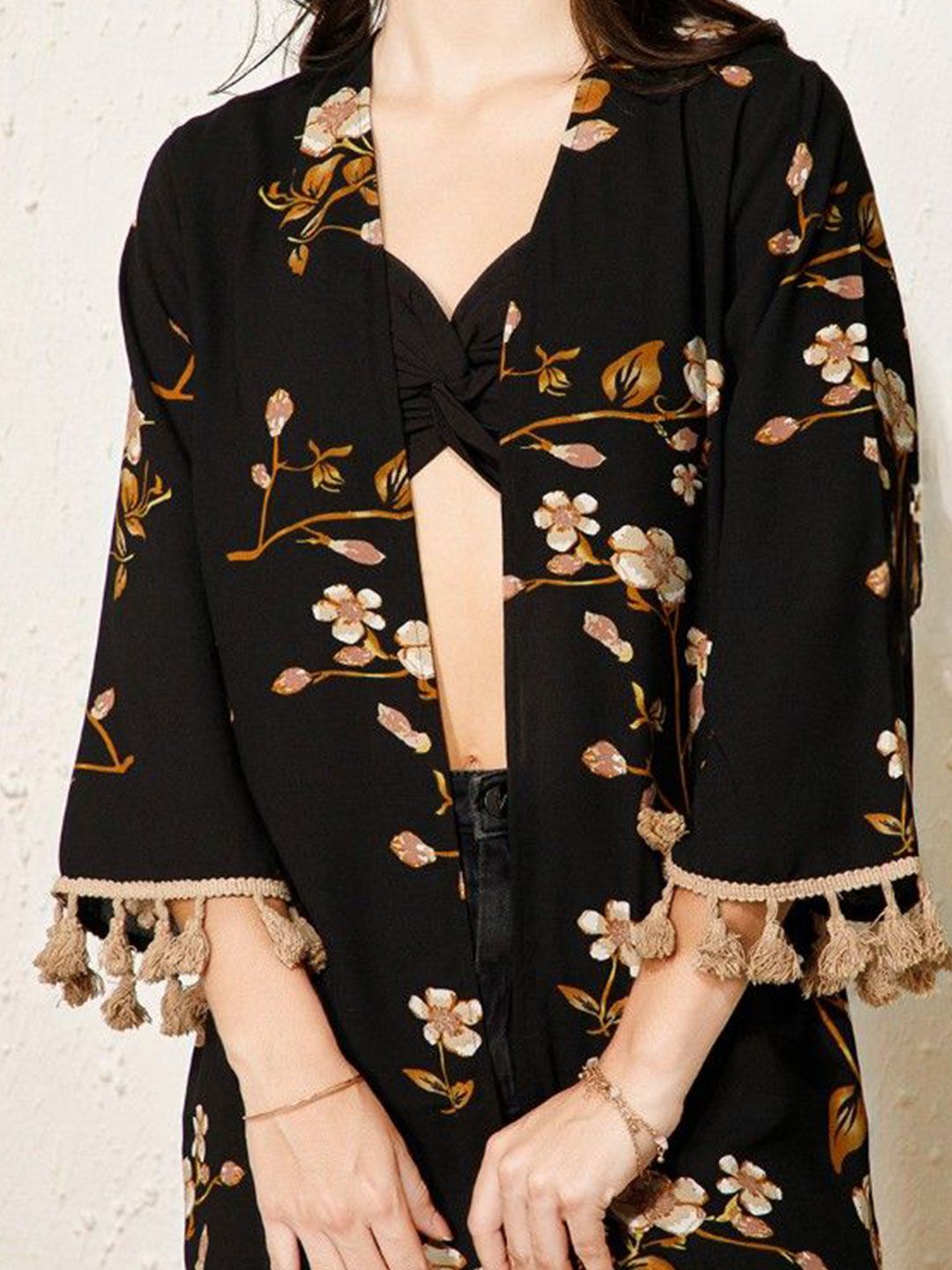Berrylush Women Printed Pure Cotton Shrug